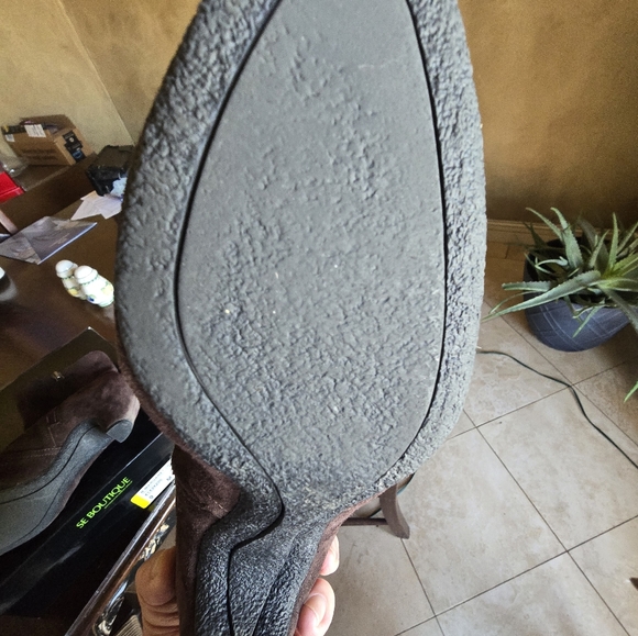 Suede Booties-Brown - Picture 4 of 4